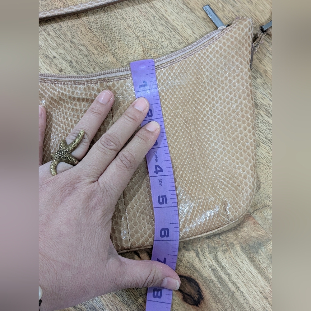 GUCCI Vintage Python Shoulder Bag From Their Exotic Leather Collection - Picture 17 of 17